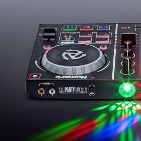 Numark PartyMix DJ Controller met Built In Light Show tulp rca aansluitingen