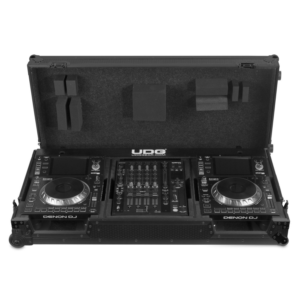 UDG Ultimate Flight Case Set Denon DJ SC5000/ X1800 Zwart Plus - Prime Set case incl wielen