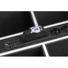 Charge knop - BeamZ FCC66 - Flightcase for 6x BBP66 Uplights with charging