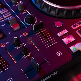 Numark Mixtrack Platinum FX - 4-Deck DJ-controller met jogwheel-displays en FX-paddles fader