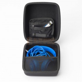 voorbeeld met opberg vakje usb MAGMA Headphone-Case II - Een mooie zwarte stevige case voor je hoofdtelefoon