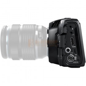 zijkant Blackmagic Pocket Cinema Camera 4K - Volledige 4/3 beeldsensor van 4096 x 2160.