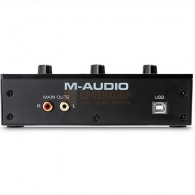 achterkant M-Audio M-Track Solo - 2-kanaals USB-audio-interface met 1 Crystal Preamp, fantoomvoeding en Instrument ingang