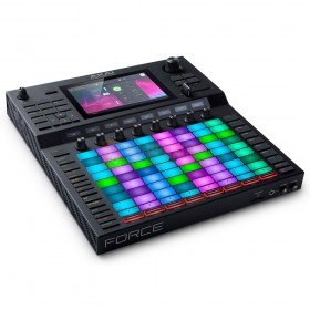 AKAI Professional Force - Standalone Music Productie- én DJ performance systeem schuin aanzicht