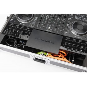 MAGMA DJ-controller case Prime 4 Flight case voor de Denon DJ Prime 4 - kabels opgeruimd