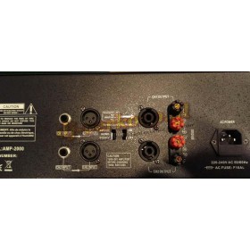 IBIZA Sound AMP2000 versterker van 2x1600W max. achterkant aansluitingen